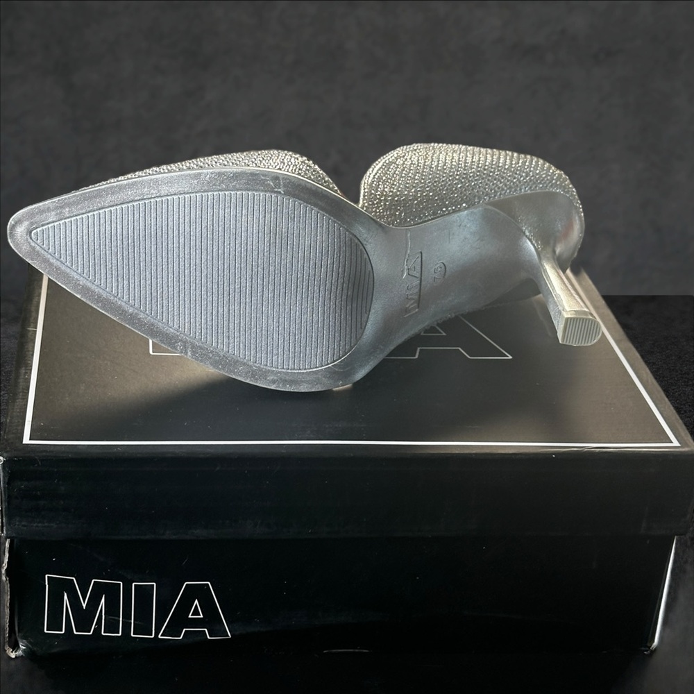 *NIB* MIA Ciana Pointed Toe d'Orsay Pump - Size 7.5 - Picture 7 of 12